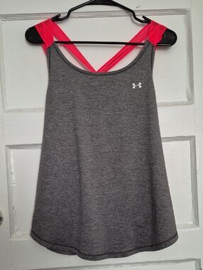 Under Armour Gray Tank with Bright Neon Hot Pink Crossback Straps XL